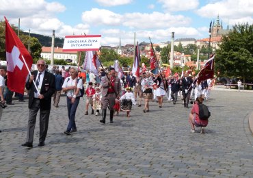 Ve švýcarském Solothurnu před více než 50 lety založili sokolský spolek. Nyní se manželé Jiří a Eva Svobodovi na dálku zapojili do Sokolského běhu pro Ukrajinu